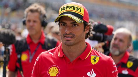 Ferarri driver Sainz robbed at hotel in Milan after Italian GP.